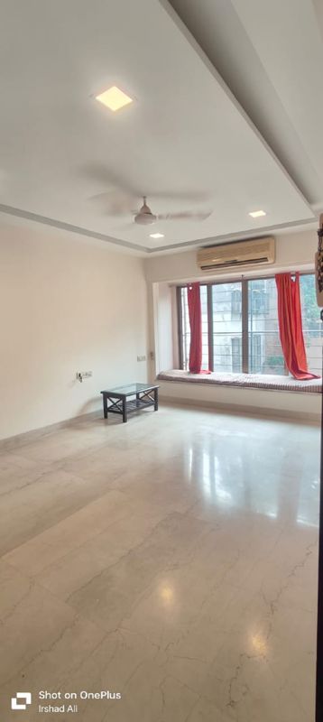 2 BHK + Pooja Room Apartment For Rent in Bandra West