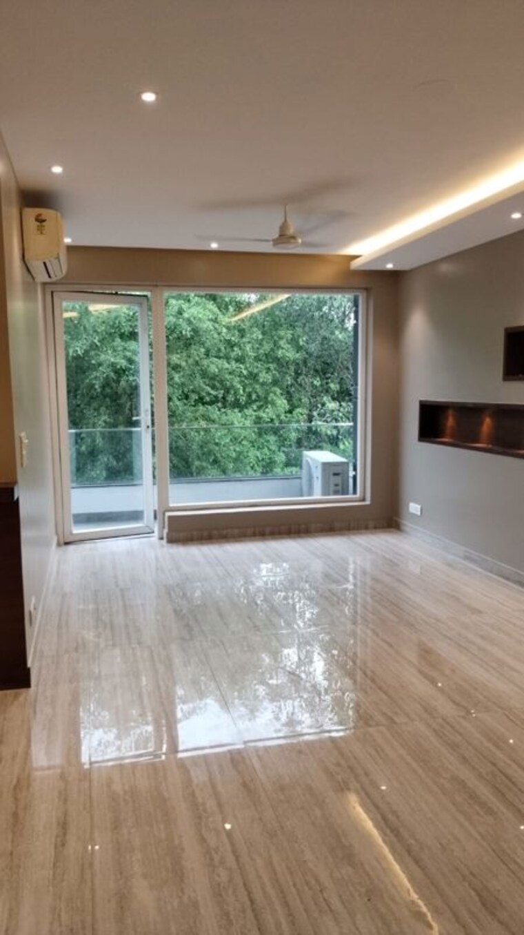 Room, sector 6 dwarka 3 Bedroom 1800 Sq.Ft. Apartment In Sector 6 Dwarka Delhi 10390389
