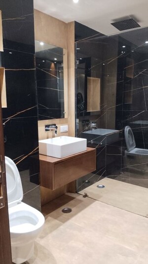 Team Area in 3 BHK Apartment at Sector 6 Dwarka – for Rent