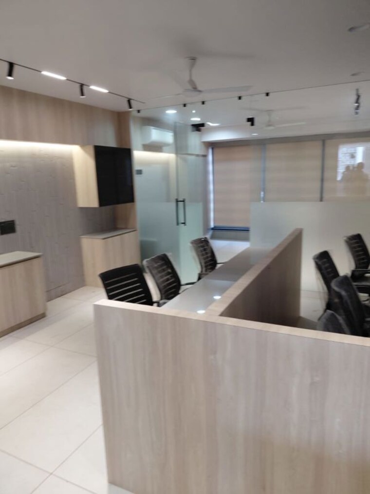 Team Area, dev-atelier Commercial Office Space 920 Sq.Ft. In Prahlad Nagar Ahmedabad 10398559