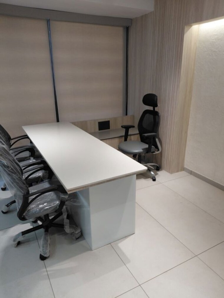 Team Area, dev-atelier Commercial Office Space 920 Sq.Ft. In Prahlad Nagar Ahmedabad 10398559