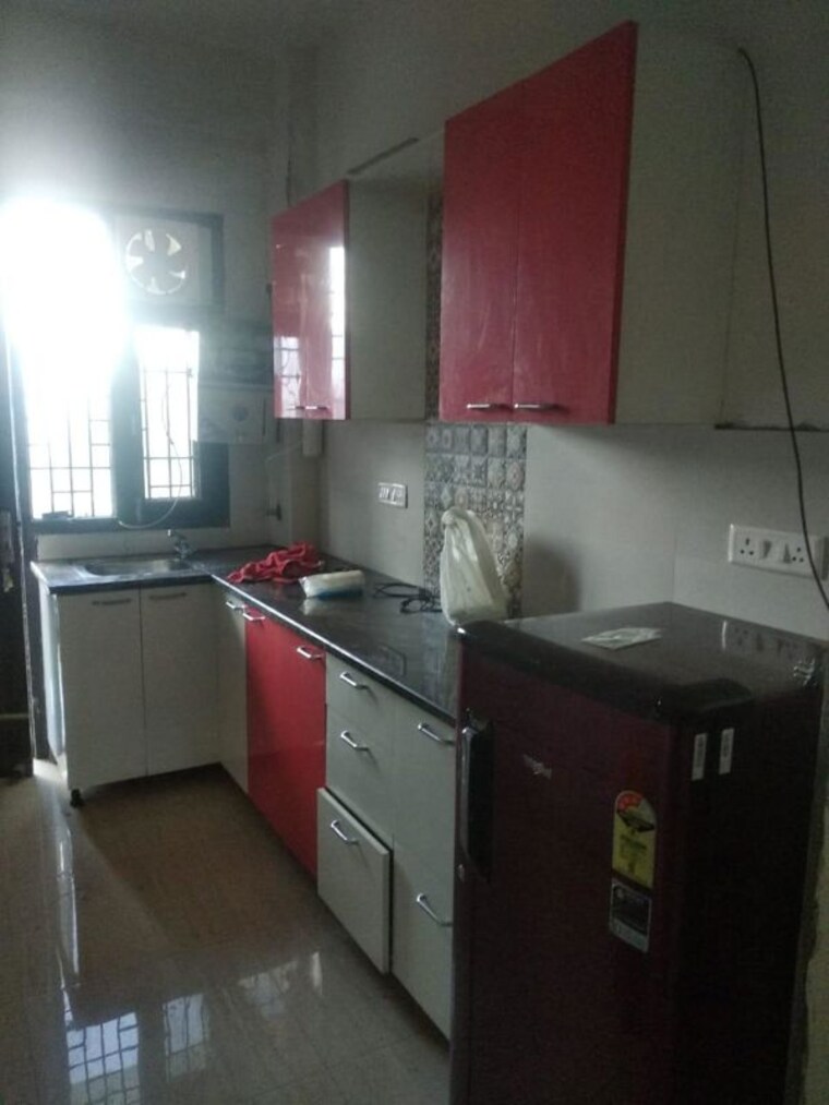 Kitchen, sector 43 2 Bedroom 150 Sq.Yd. Builder Floor In Sector 43 Gurgaon 10398563