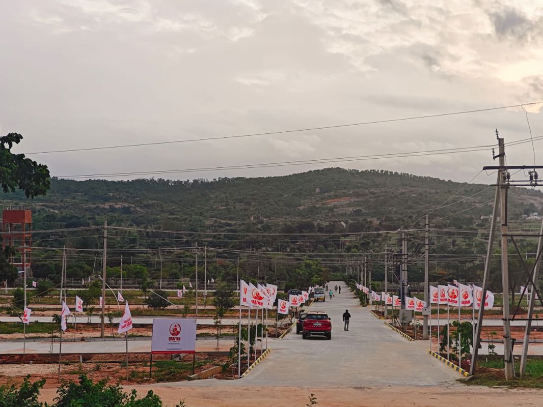 Plot For Sale in High Grounds