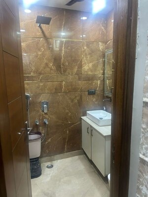 Bathroom in 3 BHK Builder Floor at Ramesh Nagar – for Sale
