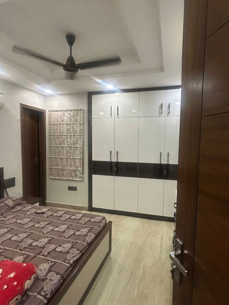 Bedroom, ramesh nagar 3 Bedroom 170 Sq.Ft. Builder Floor In Ramesh Nagar Delhi 10398568