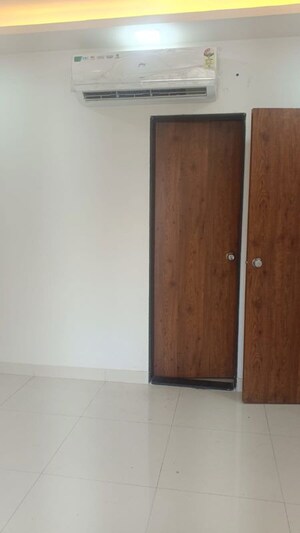 Room in 1 BHK Apartment at Truearth View, Vikhroli East – for Rent