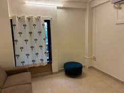 2 BHK + Pooja Room Apartment For Rent in Bandra West