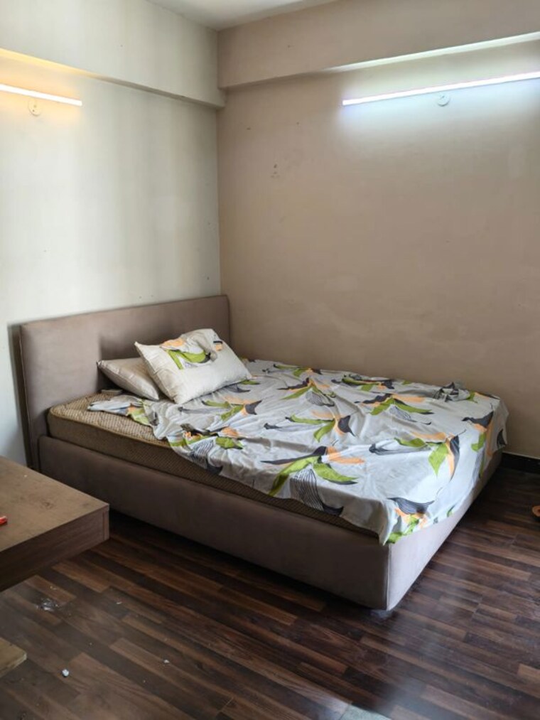 Bedroom, rwa-jalvayu-vihar-noida 2 Bedroom 1140 Sq.Ft. Apartment In Sector 25 Noida 10398612