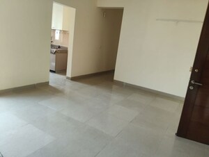 Room in 3 BHK Apartment at Emaar Emerald Estate, Sector 65 – for Rent