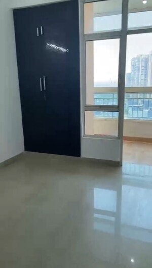 Room in 2 BHK Apartment at SCC Heights, Raj Nagar Extension – for Rent