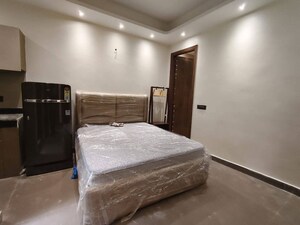 Bedroom in 2 BHK Builder Floor at Saket – for Rent