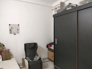 Furnished Amenities in 3 BHK Builder Floor at Rajouri Garden – for Sale