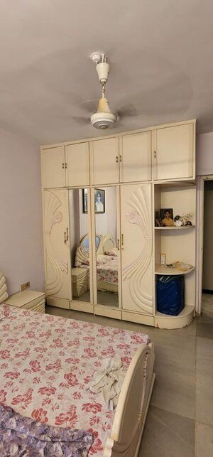 Floor Plan in 2 BHK Apartment at Andheri Green Field Towers, Jogeshwari East – for Rent