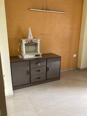  3 BHK Apartment at Antriksh Golf View - II, Sector 78 – for Rent