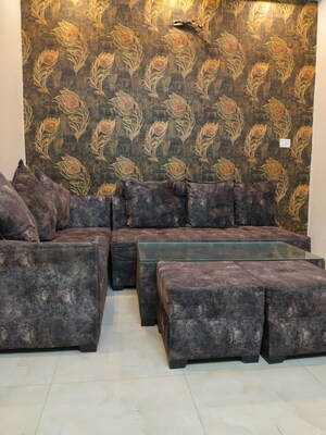 Living Room in 2 BHK Builder Floor at Dwarka Mor – for Rent
