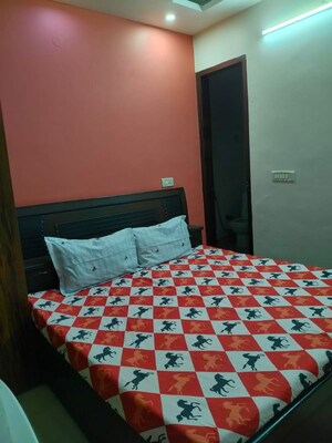 Bedroom in 2 BHK Builder Floor at Dwarka Mor – for Rent