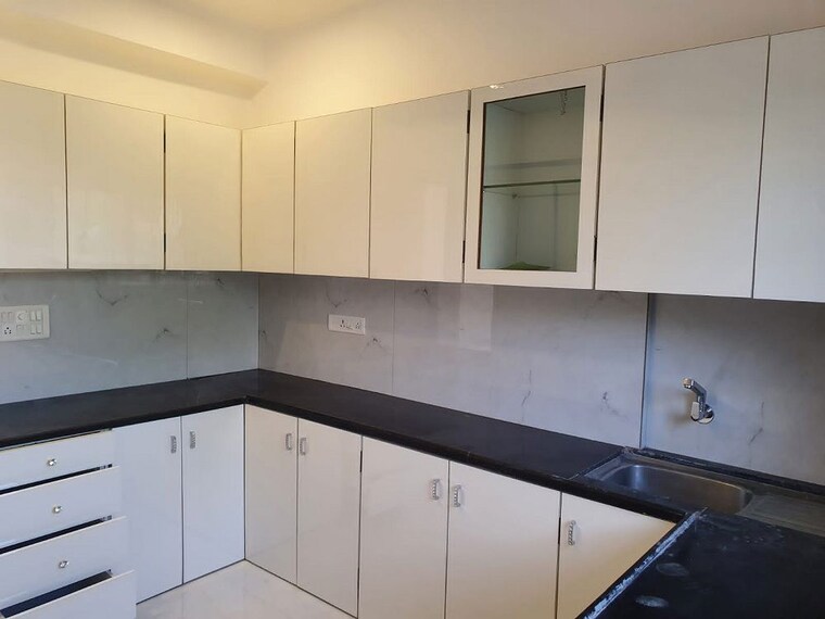 Kitchen, bandra west 2 Bedroom 700 Sq.Ft. Apartment In Bandra West Mumbai 10398704