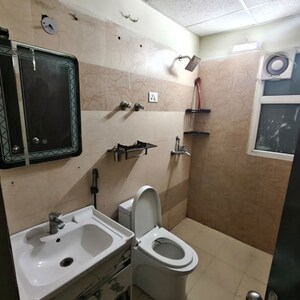 Team Area in 3 BHK Apartment at Antriksh Golf View - II, Sector 78 – for Rent