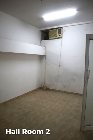 Room in 3 BHK Apartment at BPTP Astaire Garden-Monet Floors, Sector 70a – for Sale
