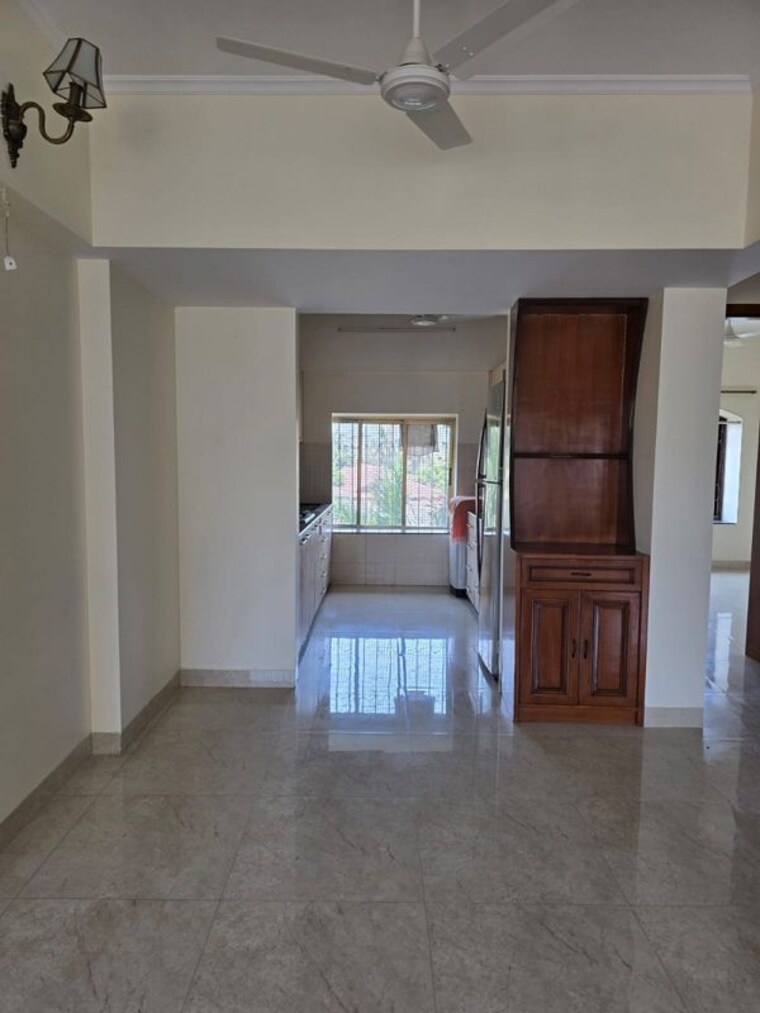 Room, bandra west 2 Bedroom 700 Sq.Ft. Apartment In Bandra West Mumbai 10398774