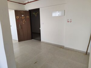 Room in 1 BHK Apartment at Runwal Gardens, Dombivli East – for Rent