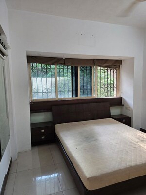 Bedroom in 2 BHK Apartment at Bandra West – for Rent