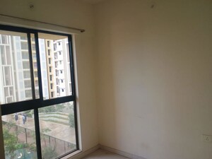 Room in 2 BHK Apartment at Runwal Gardens, Dombivli East – for Rent