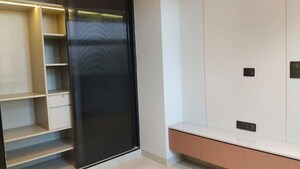 Furnished Amenities in 3 BHK Apartment at Sector 6 Dwarka – for Rent