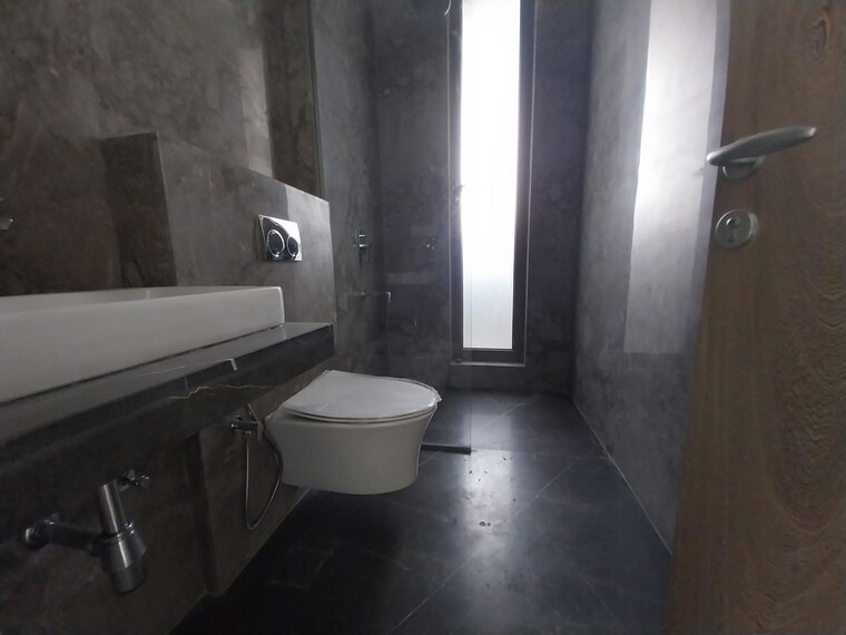 Bathroom, prestige-jasdan-classic 4 Bedroom 2345 Sq.Ft. Apartment In Mahalaxmi Mumbai 10398801