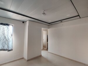 2 BHK Apartment For Rent in Runwal Gardens, Dombivli East