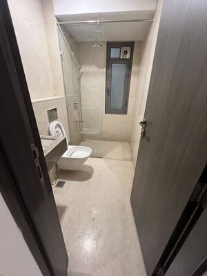 Attached Bathroom in 4 BHK Apartment at Piramal Mahalaxmi, Mahalaxmi – for Sale