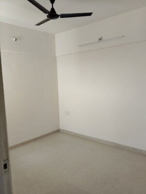 2 BHK Apartment For Rent in Runwal Gardens, Dombivli East