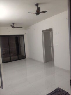 1 BHK + Extra Room Apartment For Rent in Runwal Gardens