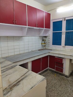 Kitchen in 2.5 BHK Apartment at Ram Vihar, Sector 30 – for Rent