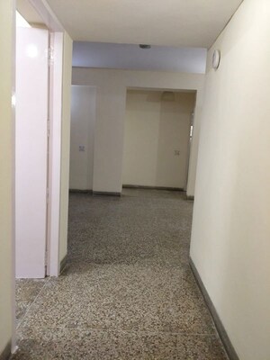 Building Lobby in 2.5 BHK Apartment at Ram Vihar, Sector 30 – for Rent