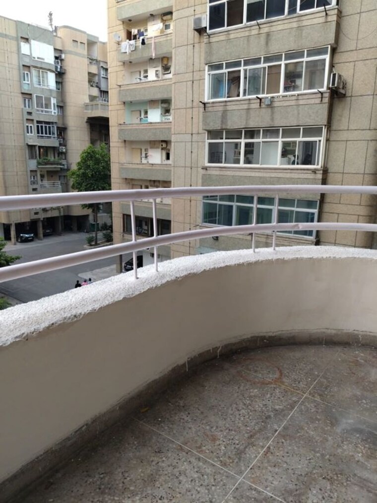 Balcony, ram-vihar 2.5 Bedroom 1200 Sq.Ft. Apartment In Sector 30 Noida 10398832