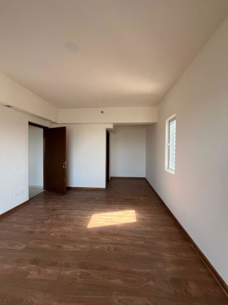 Room, godrej-air-sector-85 3 Bedroom 1918 Sq.Ft. Apartment In Sector 85 Gurgaon 10398921