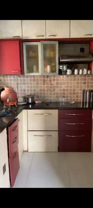 Kitchen in 3 BHK Apartment at Hiranandani Meadows, Manpada – for Rent