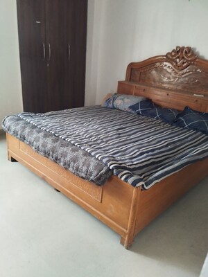 Bedroom in 3 BHK Apartment at Supertech Cape Town, Sector 74 – for Rent