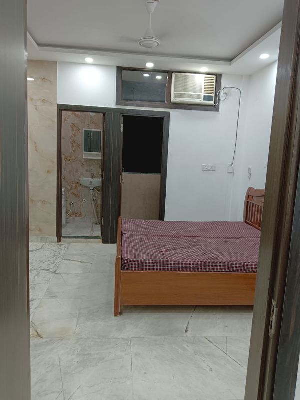 1 BHK Builder Floor For Rent in Lajpat Nagar 4