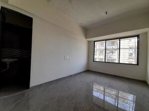 Room in 2 BHK Apartment at Samata CHS Goregaon West, Goregaon West – for Rent