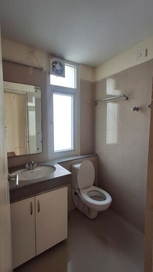 Kitchen in 3.5 BHK Apartment at Emaar Palm Hills, Sector 77 – for Rent