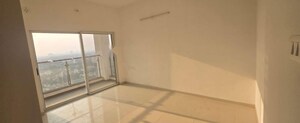 Room in 3 BHK Apartment at Runwal The Central Park, Chinchwad – for Rent