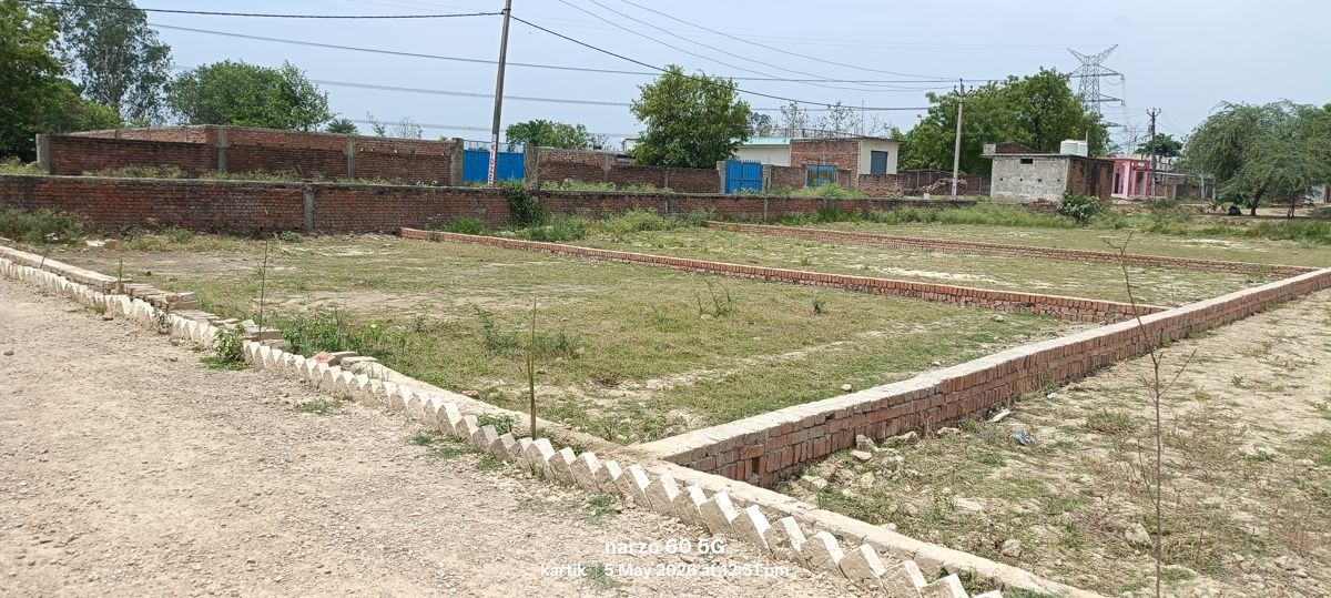 Plot For Sale in Maheshpur