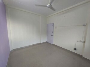 Room in 1 BHK Apartment at Sapphire Lakeside, Powai – for Rent