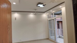 Room in 3 BHK Apartment at Sector 6 Dwarka – for Rent