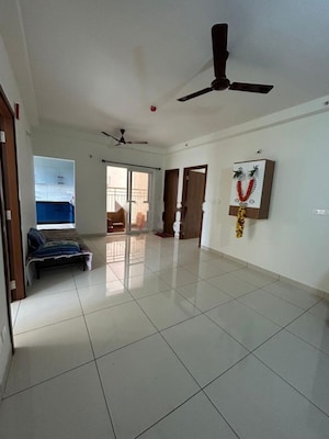 Team Area in 2 BHK Apartment at Prestige Finsbury Park Hyde, Bagaluru – for Rent