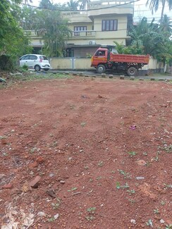 Plot For Sale in Kannamkulangara