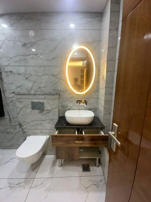 Bathroom in 3.5 BHK Builder Floor at Sector 8 Dwarka – for Rent
