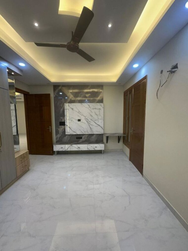 Living Room, sector 8 dwarka 3.5 Bedroom 2000 Sq.Ft. Builder Floor In Sector 8 Dwarka Delhi 10399174